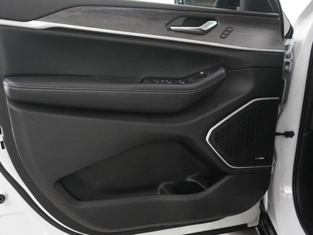 used 2022 Jeep Grand Cherokee L car, priced at $33,998