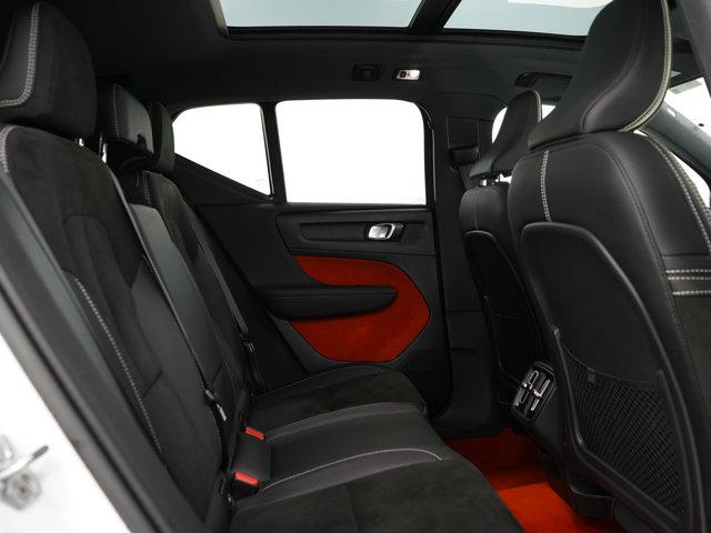 used 2019 Volvo XC40 car, priced at $24,998