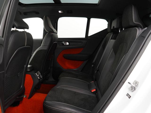used 2019 Volvo XC40 car, priced at $24,998