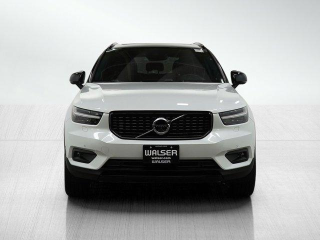 used 2019 Volvo XC40 car, priced at $24,998
