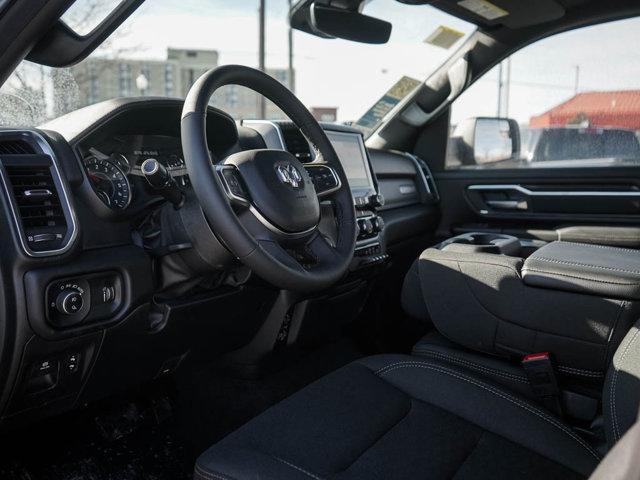 new 2025 Ram 1500 car, priced at $43,567
