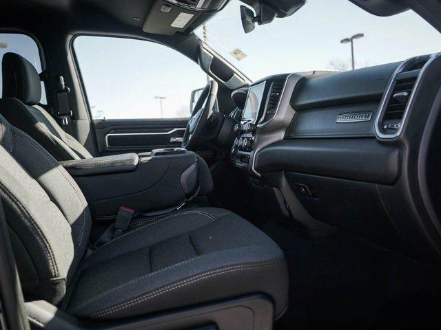 new 2025 Ram 1500 car, priced at $43,567