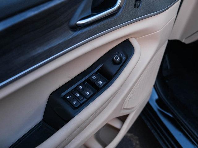 new 2025 Jeep Grand Cherokee car, priced at $47,549