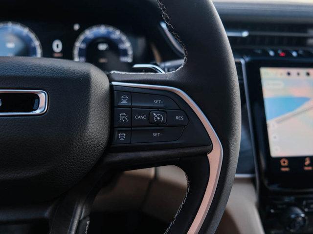 new 2025 Jeep Grand Cherokee car, priced at $47,549