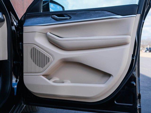 new 2025 Jeep Grand Cherokee car, priced at $47,549