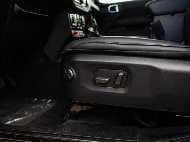 new 2025 Jeep Wrangler car, priced at $65,988