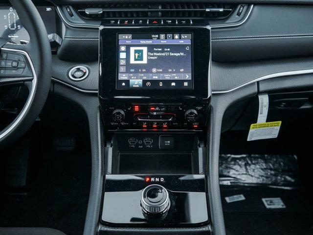 new 2025 Jeep Grand Cherokee L car, priced at $42,199