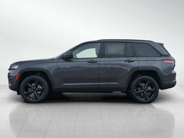 new 2025 Jeep Grand Cherokee car, priced at $48,249