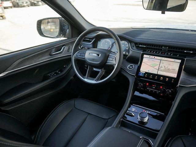 new 2025 Jeep Grand Cherokee car, priced at $48,249