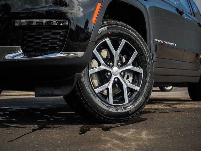 new 2025 Jeep Grand Cherokee L car, priced at $47,199