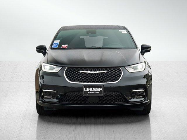 new 2026 Chrysler Pacifica car, priced at $44,245