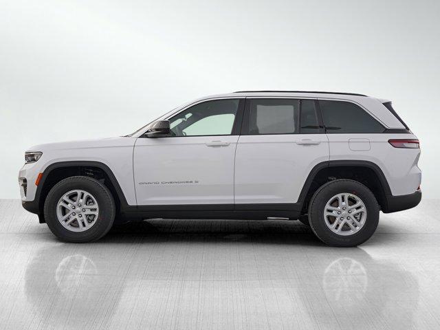 new 2025 Jeep Grand Cherokee car, priced at $38,999