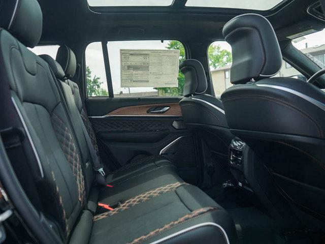 new 2025 Jeep Grand Cherokee car, priced at $67,749