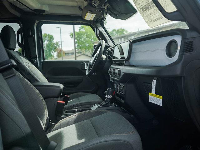 new 2025 Jeep Wrangler car, priced at $43,999