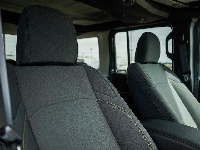 new 2025 Jeep Wrangler car, priced at $43,999