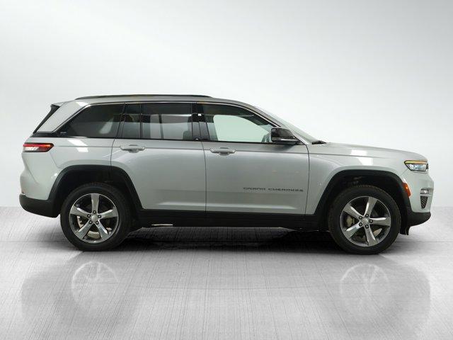 used 2022 Jeep Grand Cherokee car, priced at $30,998