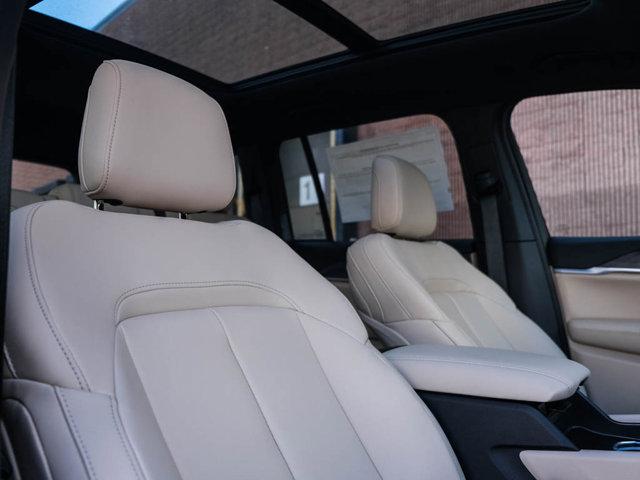 new 2025 Jeep Grand Cherokee car, priced at $47,606