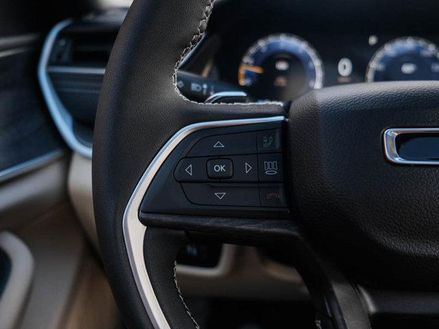 new 2025 Jeep Grand Cherokee car, priced at $47,606