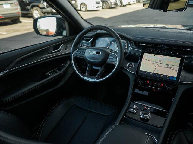 new 2025 Jeep Grand Cherokee car, priced at $48,857