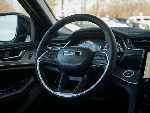 new 2025 Jeep Grand Cherokee car, priced at $48,857