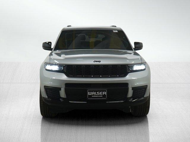 used 2023 Jeep Grand Cherokee L car, priced at $28,998