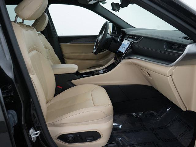 used 2023 Jeep Grand Cherokee car, priced at $33,499