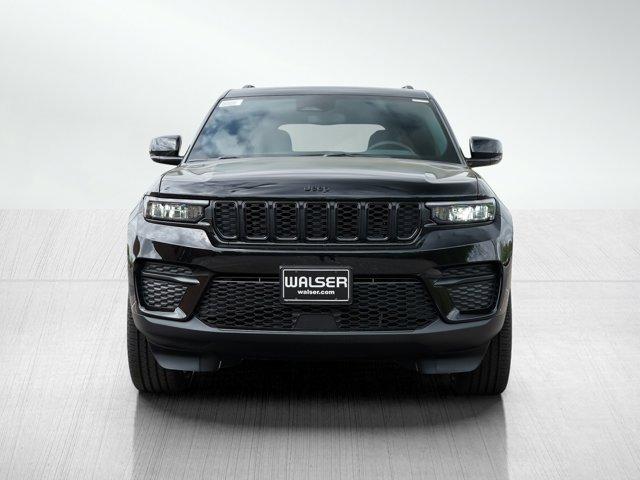 new 2024 Jeep Grand Cherokee car, priced at $44,675