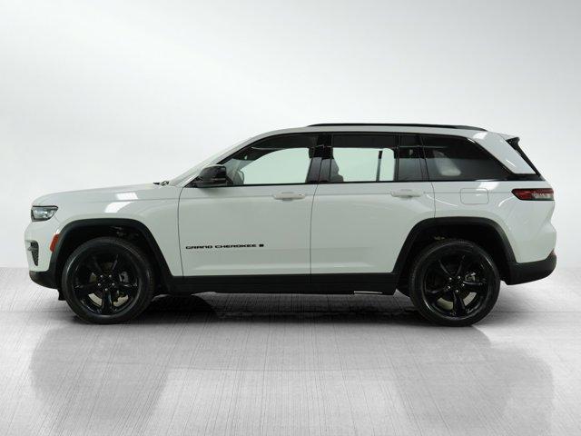 used 2023 Jeep Grand Cherokee car, priced at $28,998