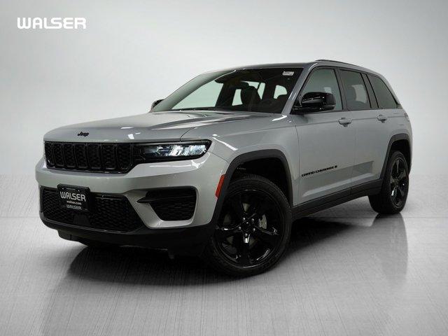 used 2023 Jeep Grand Cherokee car, priced at $33,998