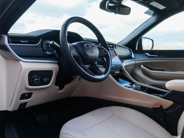 new 2025 Jeep Grand Cherokee car, priced at $46,899