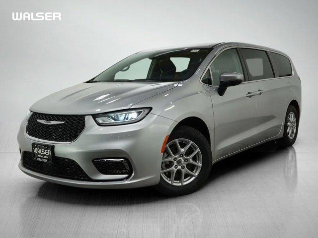 used 2023 Chrysler Pacifica car, priced at $25,799