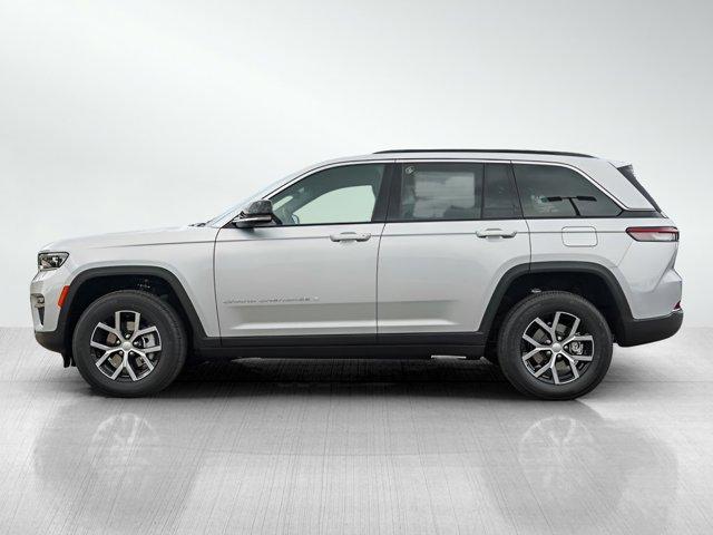 new 2025 Jeep Grand Cherokee car, priced at $47,849
