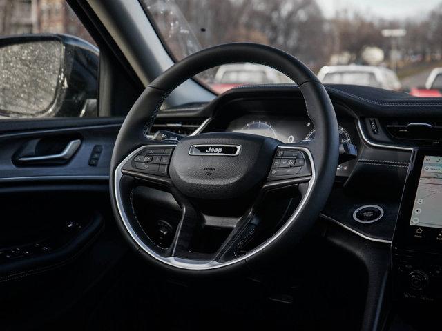 new 2024 Jeep Grand Cherokee car, priced at $48,199