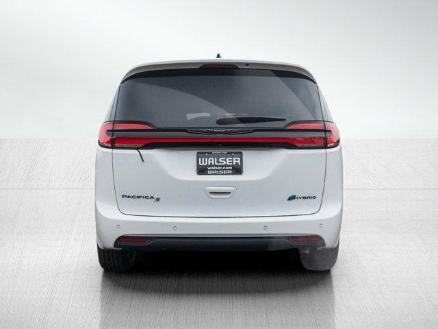 new 2024 Chrysler Pacifica Hybrid car, priced at $50,899