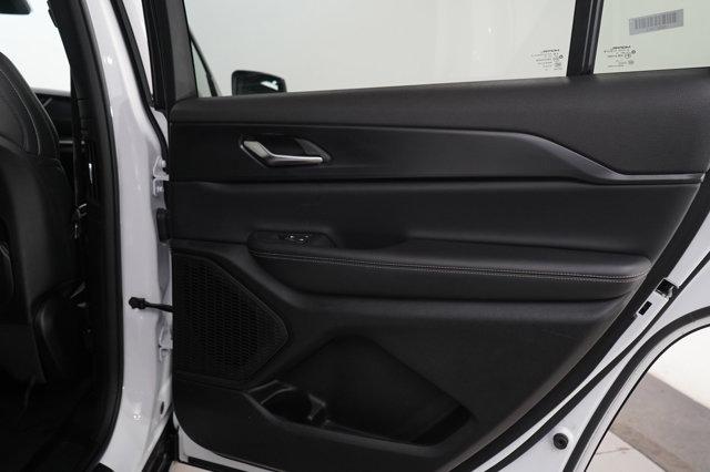 used 2023 Jeep Grand Cherokee L car, priced at $29,200