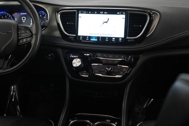 used 2022 Chrysler Pacifica car, priced at $37,998