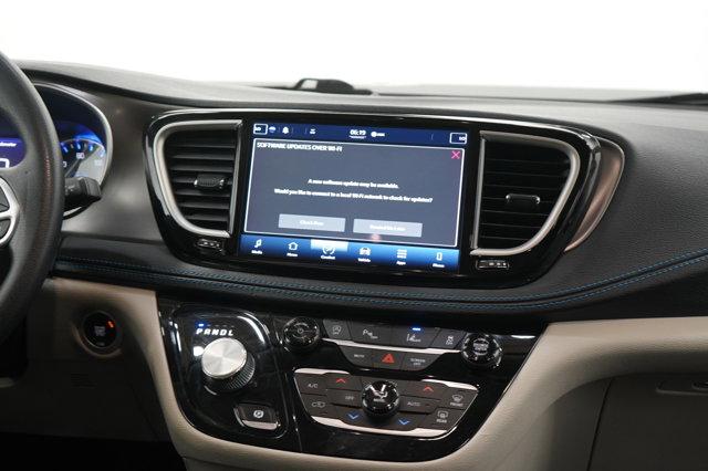 used 2021 Chrysler Pacifica car, priced at $27,998