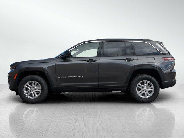 new 2024 Jeep Grand Cherokee car, priced at $40,599