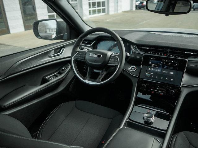 new 2025 Jeep Grand Cherokee L car, priced at $42,464