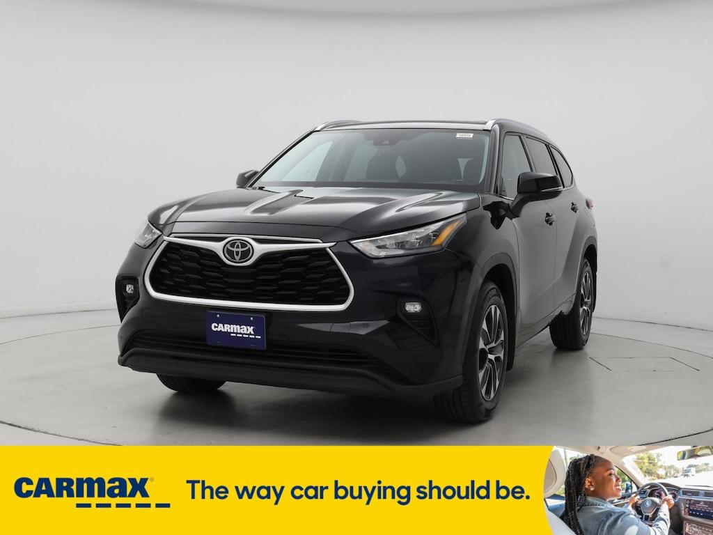 used 2020 Toyota Highlander car, priced at $35,998