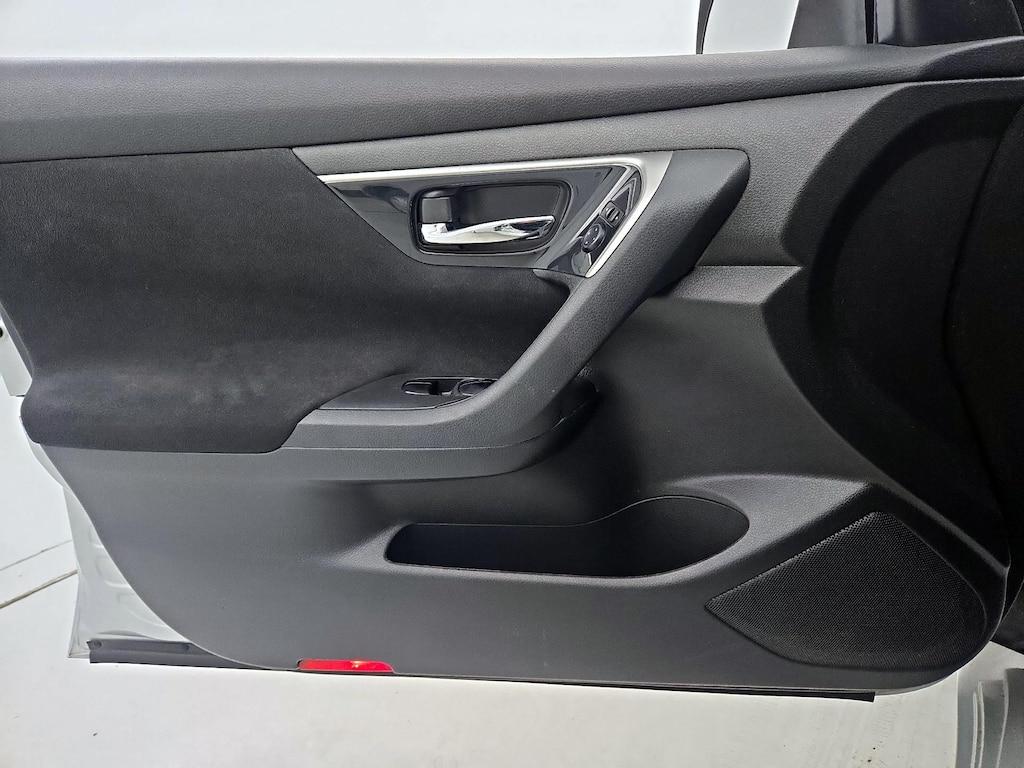 used 2014 Nissan Altima car, priced at $10,599