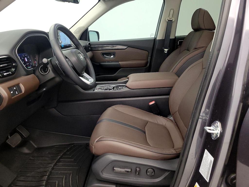 used 2024 Honda Pilot car, priced at $49,998
