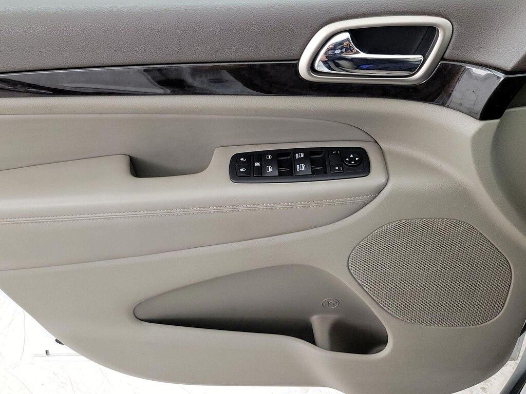 used 2013 Jeep Grand Cherokee car, priced at $13,998