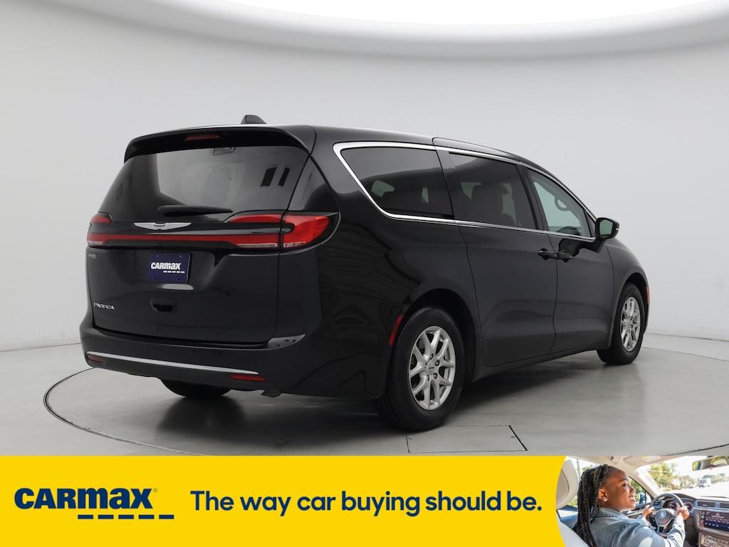 used 2023 Chrysler Pacifica car, priced at $23,998