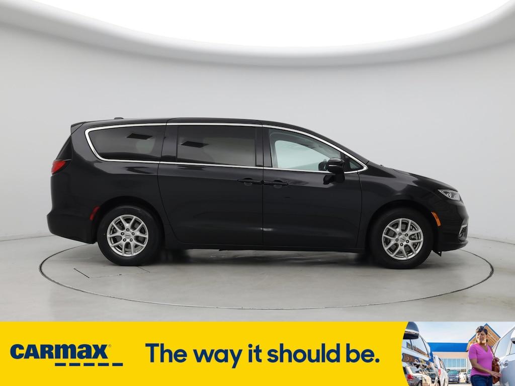 used 2023 Chrysler Pacifica car, priced at $23,998