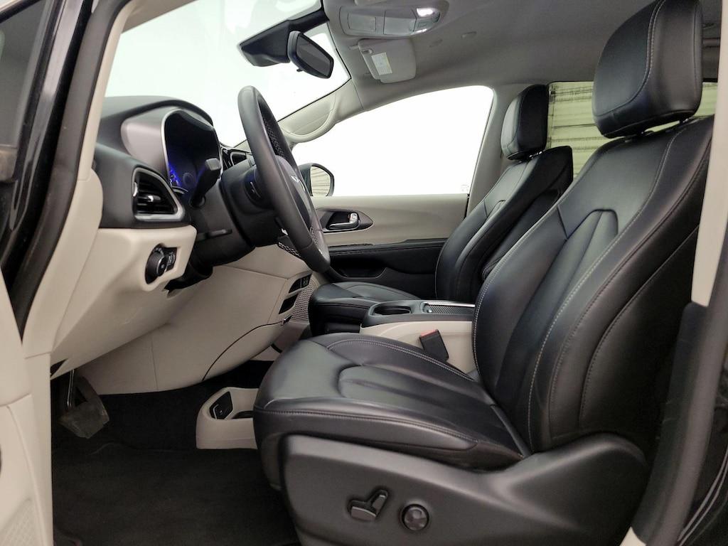 used 2023 Chrysler Pacifica car, priced at $23,998