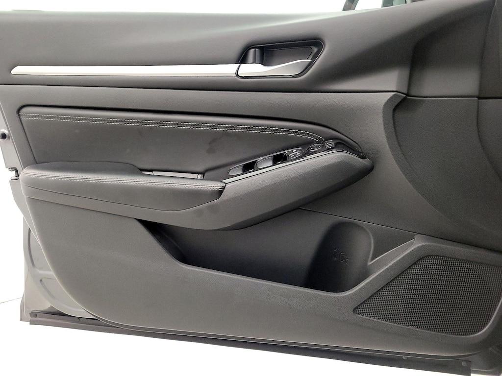 used 2023 Nissan Altima car, priced at $22,998