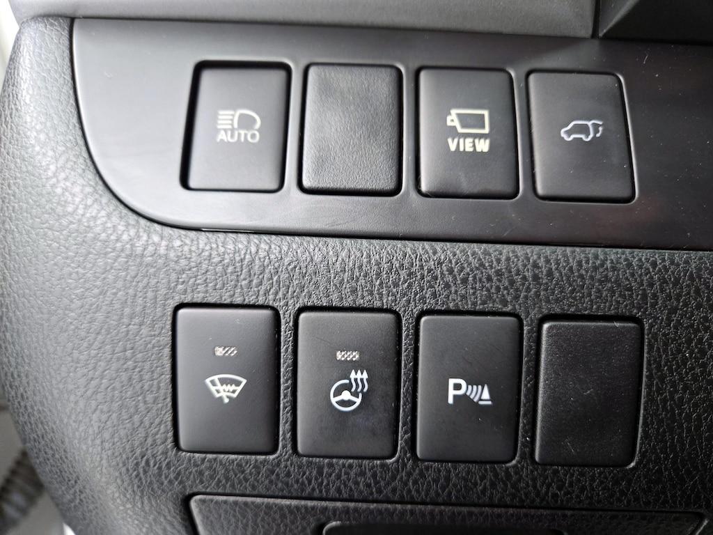 used 2019 Toyota Highlander Hybrid car, priced at $37,998