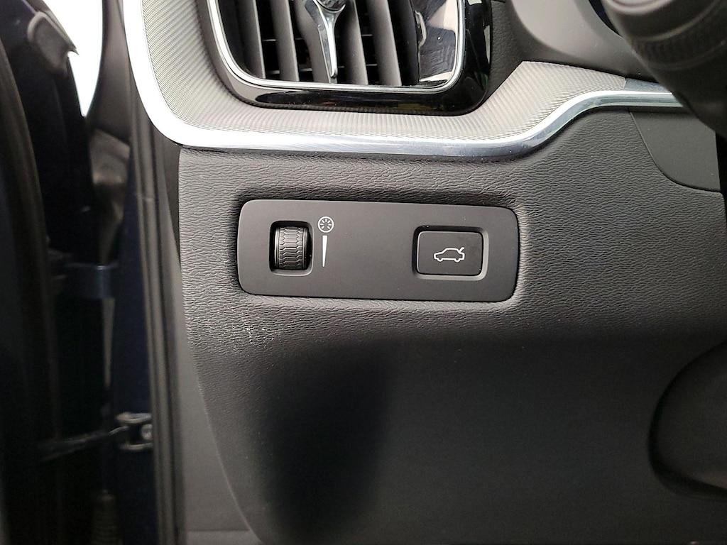 used 2022 Volvo XC60 car, priced at $29,998