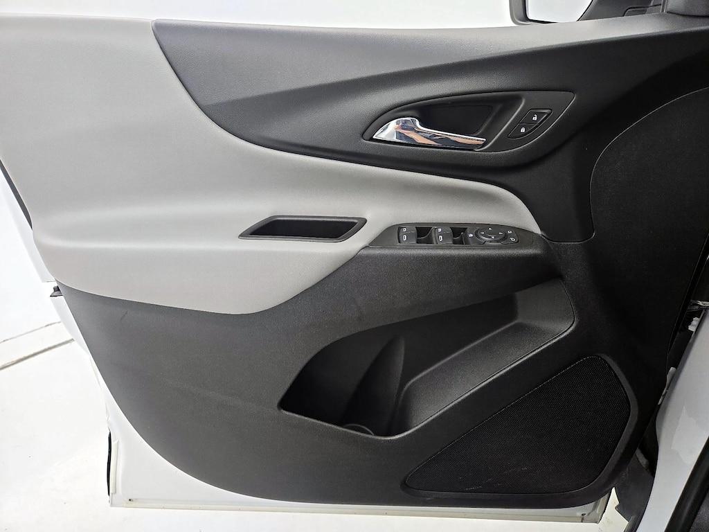 used 2022 Chevrolet Equinox car, priced at $18,998